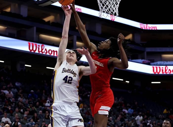 Centennial vs Oakland Tech CIF State D2 Final March 9, 2024 Photo-Dennis Lee64